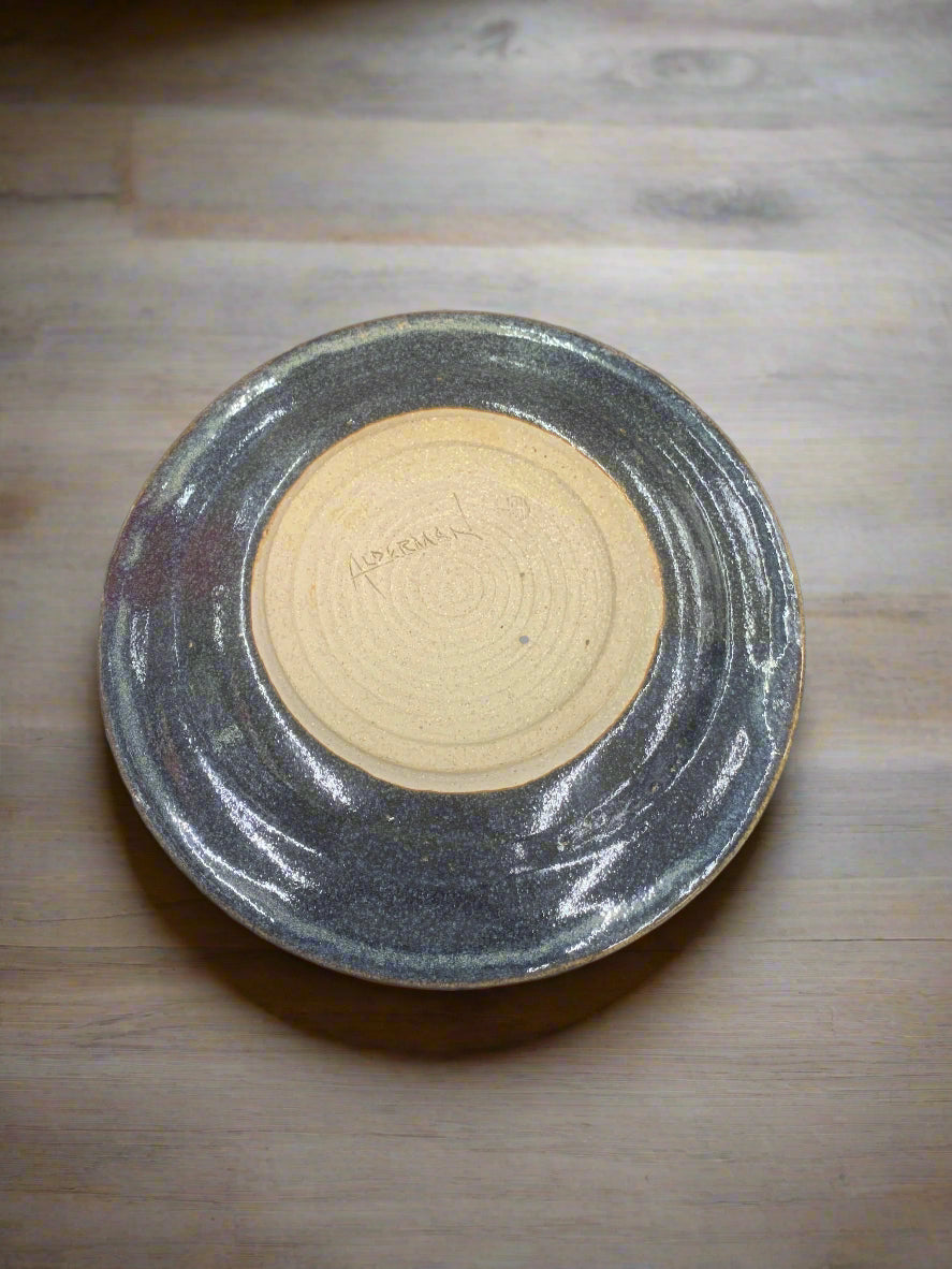 HANDMADE POTTERY PLATE