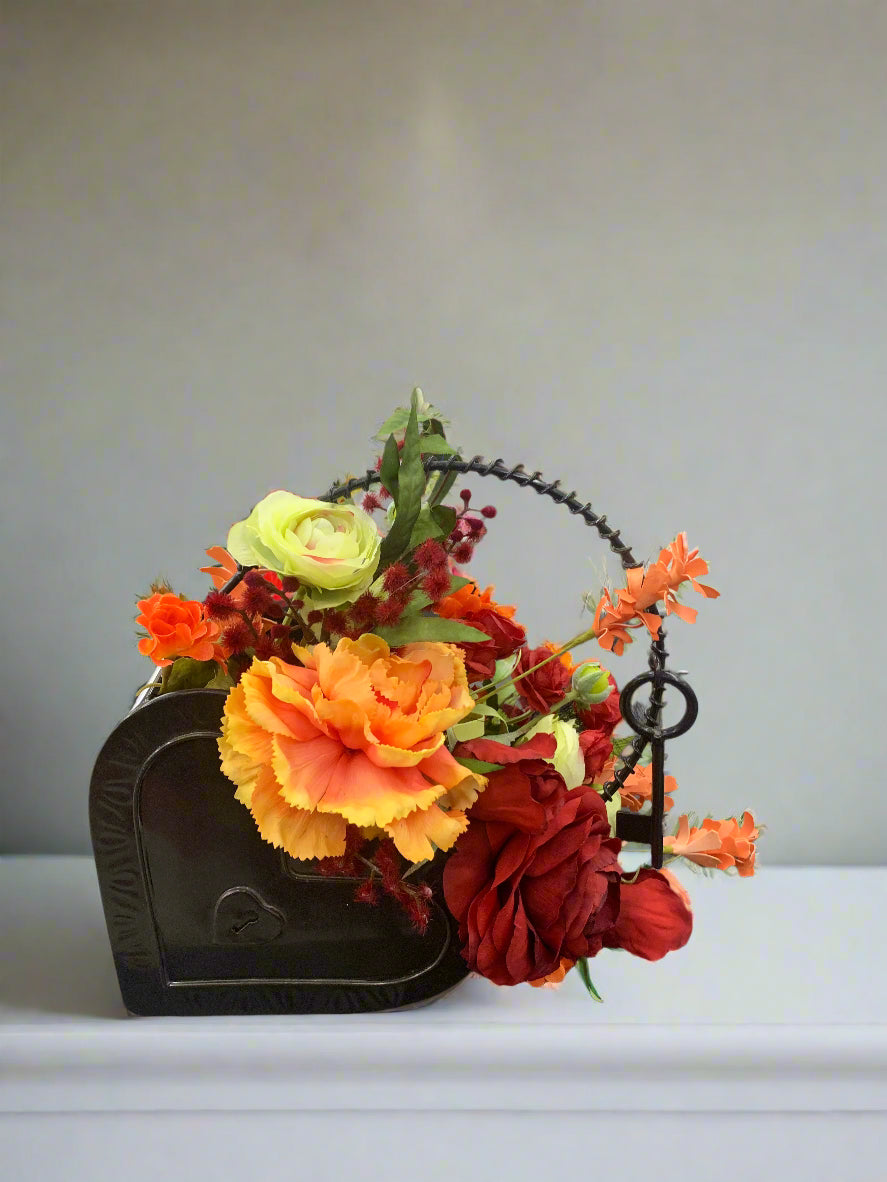 HEART LOCK WITH ANTIQUE KEY FLORAL DECOR