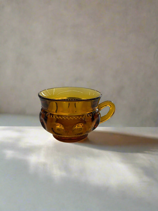 VINTAGE AMBER INDIANA GLASS KING'S CROWN THUMBPRINT PATTERN CUP